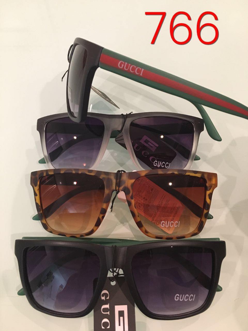 Mixed-Style Glasses – Pack of 12 (Includes Sleeves)