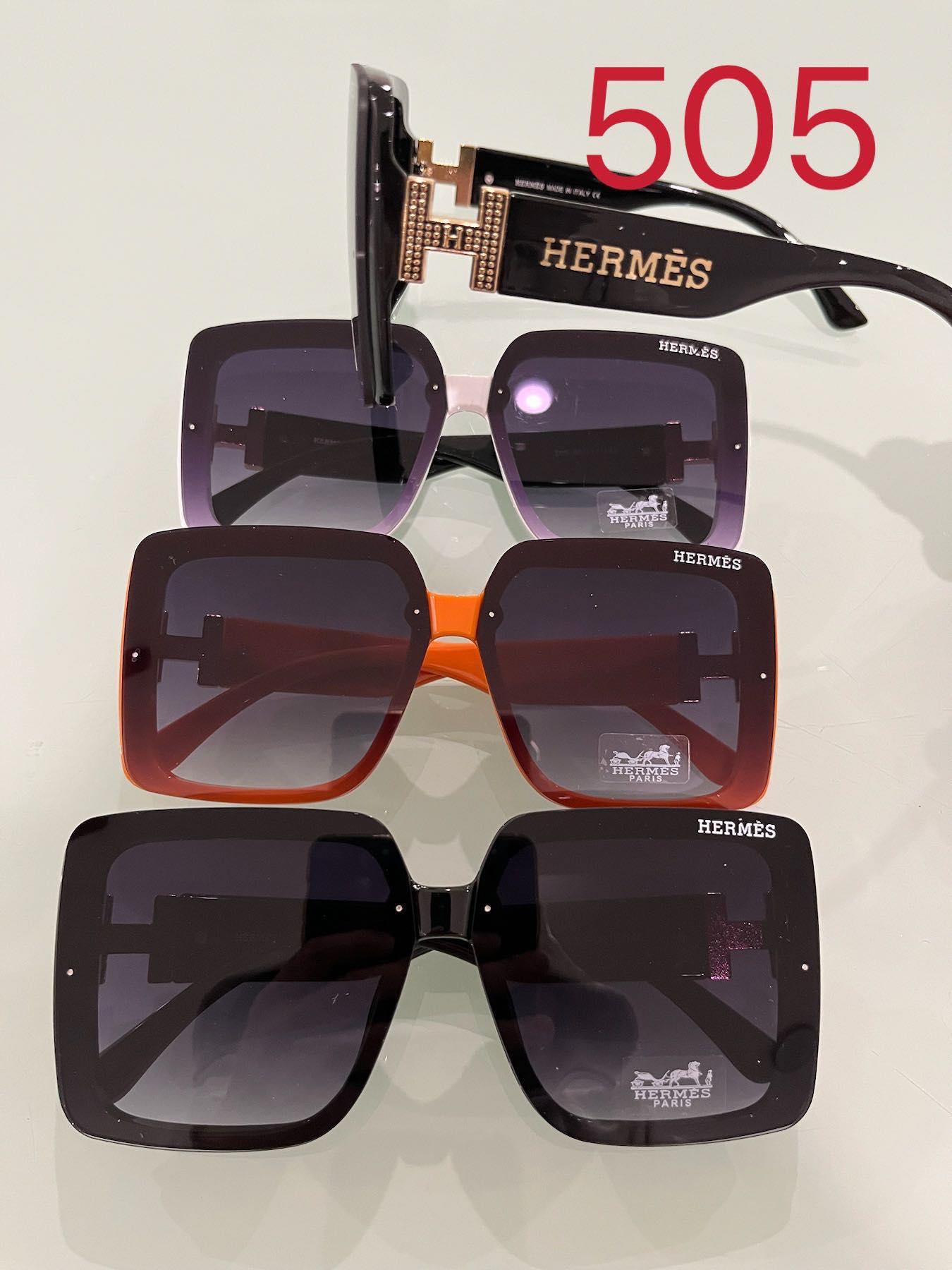 Mixed-Style Glasses – Pack of 12 (Includes Sleeves)